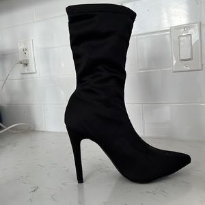 Black sock boot middle‎ 7.5